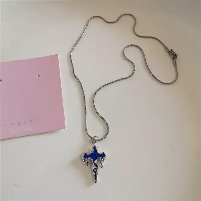 Collier gothique avec pendentif croix bleue, chaîne de couleur argent pour femmes et hommes, breloques Punk Y2K, accessoires bijoux Hip Hop