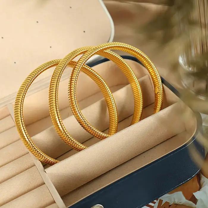 Bracelet en acier inoxydable imperméable, élasticité rétro, métal épais, plaqué or 18 carats, tendance, bijoux unisexes pour hommes et femmes