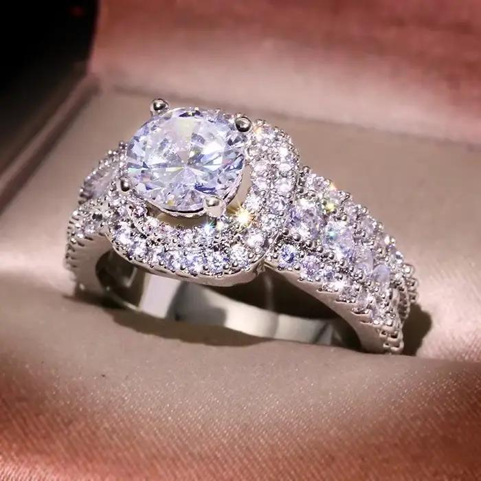 Bague en argent Sterling 925 avec Zircon carré et diamant, cadeau d'anniversaire pour fête de fiançailles et Banquet pour dames