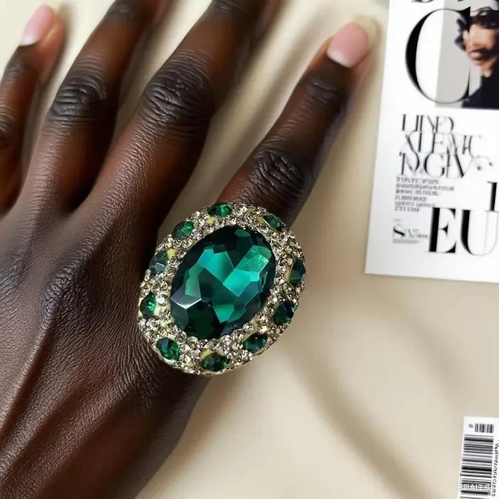 Bague en cristal vert pleine de diamants, bijoux de luxe légers de tempérament Noble, Design Vintage pour fête de mariage, bijoux haut de gamme