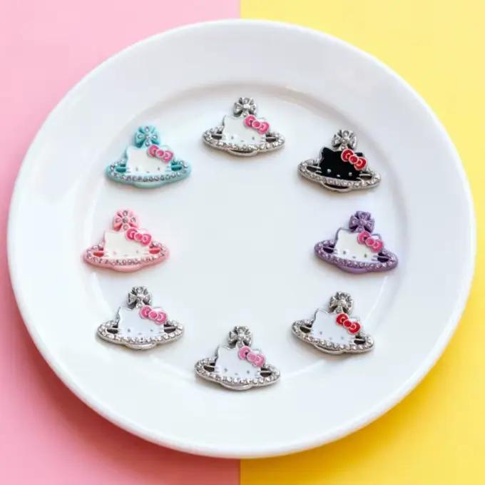 5 pièces d'accessoires de bijoux en alliage, motif chat Katie mignon et orné de diamants, pour la création de bijoux DIY, accessoires pour cheveux et breloques pour coques de téléphone