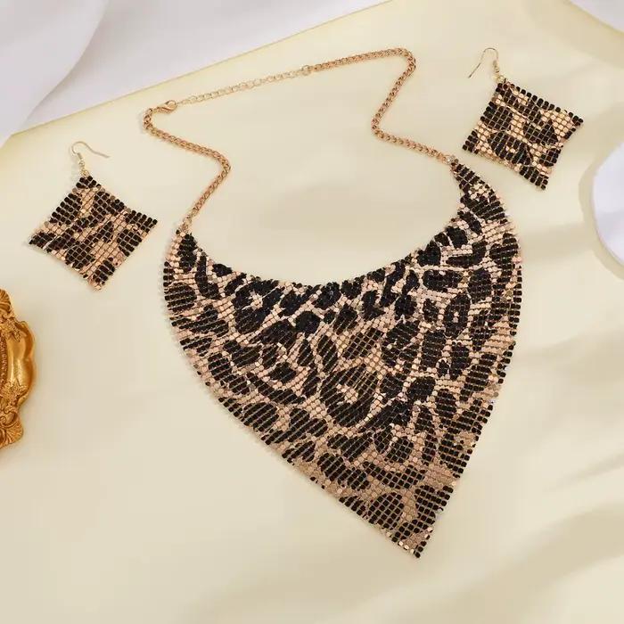 Ensemble de bijoux indiens pour femmes, biscuits brillants, tour de cou en métal, boucles d'oreilles de la présidence, fête de mariage, ensembles de bijoux à la mode