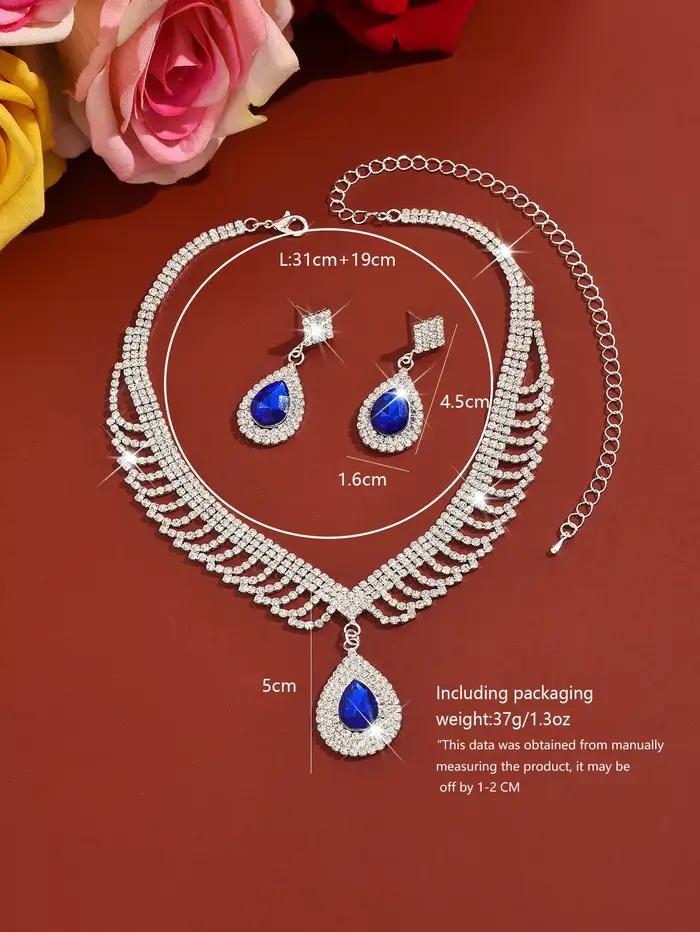 Nouvel ensemble de boucles d'oreilles et de collier de luxe - élégant et raffiné - idéal pour les mariées comme bijoux de mariage.