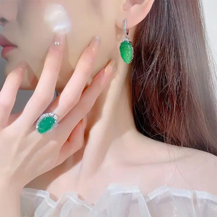 Bijoux de Cuir oral elu Élégants et Verts pour Femme, Bague et Boucle d'Oreille Réglables, Parfait pour les Occasions Spéciales et Cadeaux