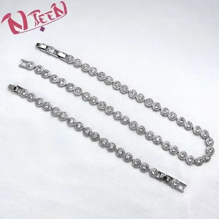 Parure de bijoux pour femme de qualité supérieure 2026, Série Angélique, Bijoux ronds entièrement sertis de diamants, Affichant une élégance noble, Idéale pour les soirées