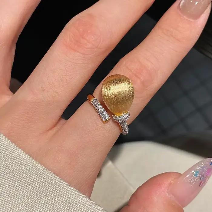 Bague de pomme de pin en diamant complet pour femme, artisanat en or antique rétro, goutte d'eau brossée de style chinois, bijoux de banquet