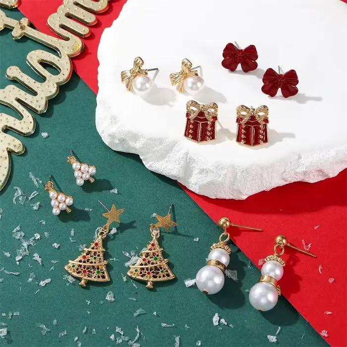 Nouvelles Boucles d'Oreilles de Noël Tendance pour Femmes, Adorables Motifs Bonhomme en Pain d'Épices, Zircon, Élan, Flocon de Neige, Sapin de Noël, Perle, Bijoux