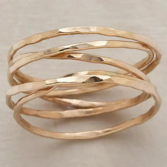 Bague pour femme vintage sculptée à la main, creuse, couleur or, en métal, motif géométrique, pour usage quotidien, bijoux de fête, cadeau d'anniversaire