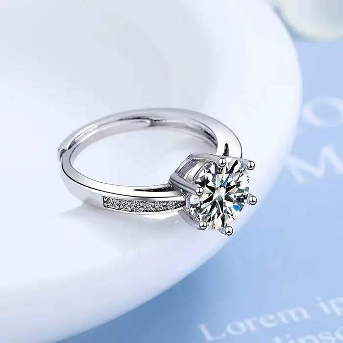 Bague en argent sterling 925 avec moissanite, solitaire classique à 6 griffes avec pierres latérales, bague de promesse de mariage ajustable pour femme