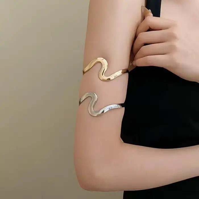 Bracelet ouvert en métal style bohème pour femme, manchette ondulée, bijou de plage, cadeau idéal