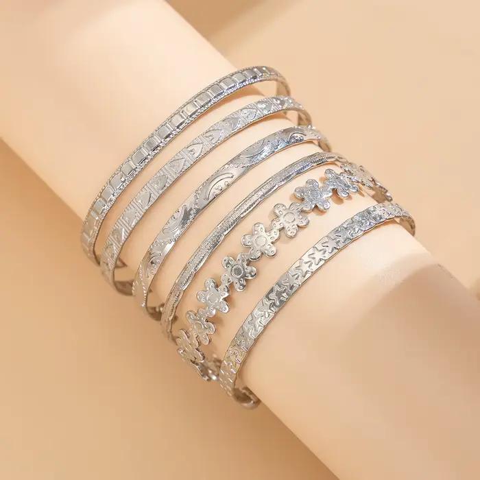 Bracelet en métal haut de gamme à motif floral sculpté pour femme, style urbain audacieux et mignon, bracelet empilable, bijou unique à superposer