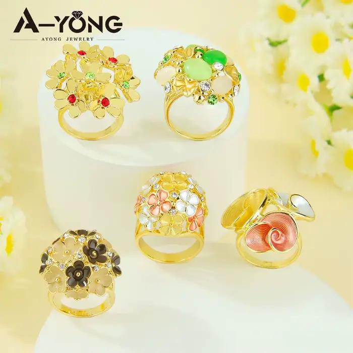 Bagues de charme baroque de mode italienne, couleur or 14 carats, cristal de luxe, géométriques, exquises, pour femme, bijoux de déclaration modernes pour soirée