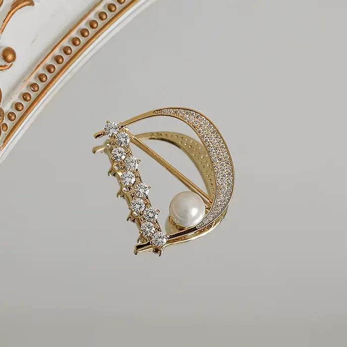 Bijoux de luxe en Zircon plaqué or 14K, nouveau Design coréen, perle de luxe, broche lettre D, accessoires élégants pour le travail quotidien des femmes