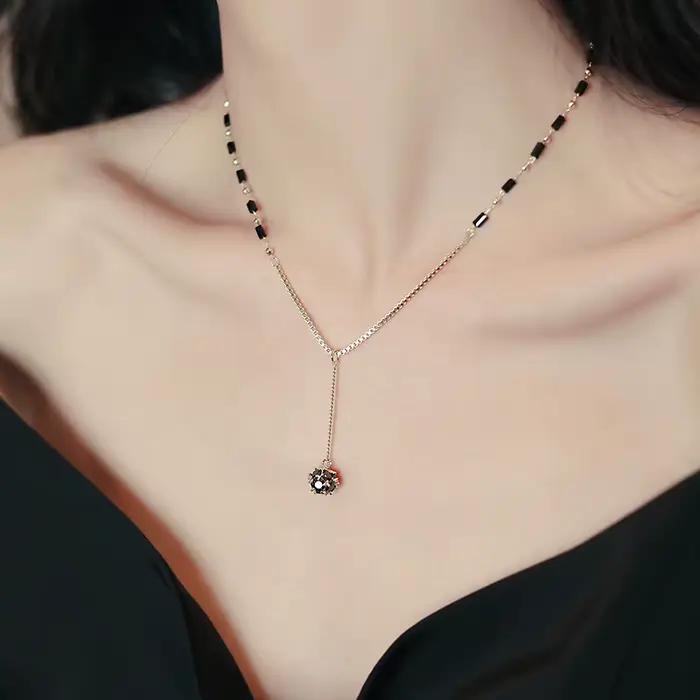 2025 nouveaux bijoux pour femmes mystérieux Sexy noir cristal Zircon boule pendentif collier fête luxe collier filles accessoires