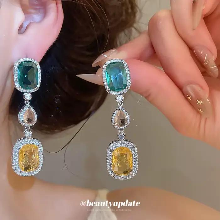 Boucles d'oreilles de luxe haut de gamme, design rétro élégant, style Hong Kong, en topaze et zircon, sans pendentifs