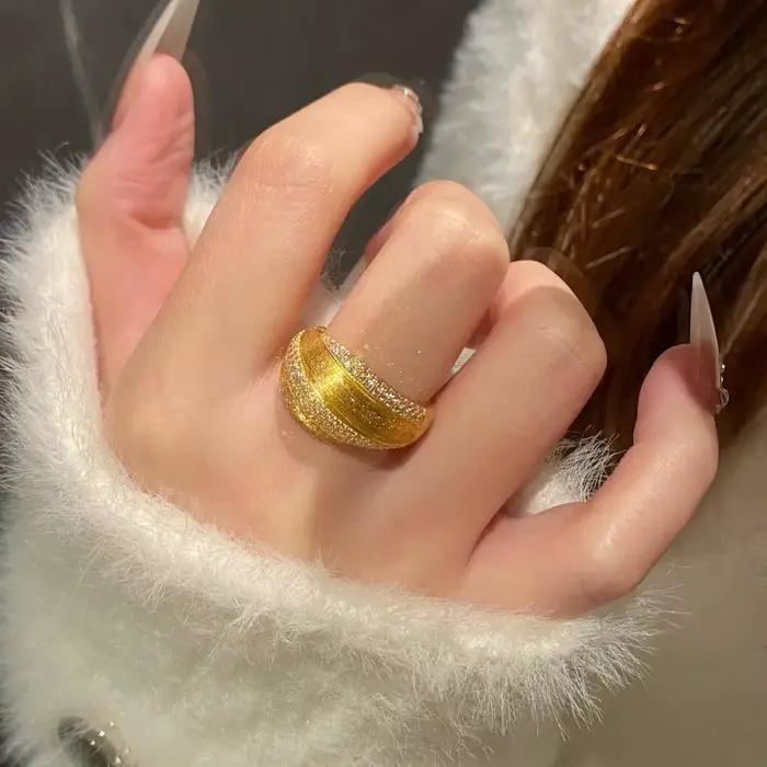 Bagues Vintage brossées en diamant clouté pour femmes, nouveau breloque, mode légère, luxe, haut de gamme, bijoux cadeau de banquet