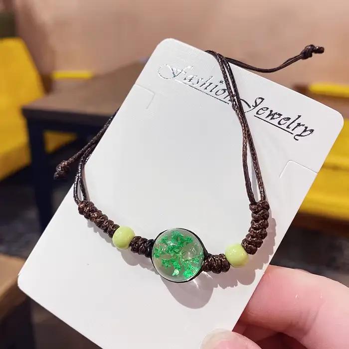 Bracelet floral tissé à la main, mignon, chic, bohème, unique pour femmes, bijou de poignet tendance et esthétique, idéal pour le quotidien, les fêtes, la plage et les vacances.