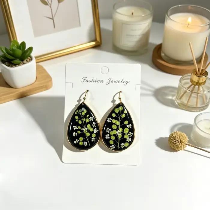 Boucles d'oreilles élégantes en résine époxy avec fleurs naturelles séchées, faites à la main, géométriques, en fleurs pressées, vente en gros, personnalisables