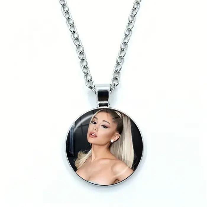 Collier Ariana Grande pour femme, bijoux, pendentif en verre cabochon, collier tendance en cristal, vente en gros