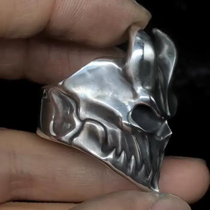 Bague en argent nucléaire russe squelette de roche, Production exquise