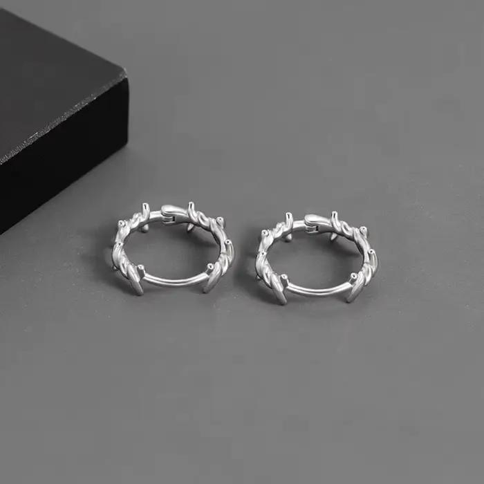 Boucles d'oreilles gothiques en forme d'épines de couleur argent pour femmes et hommes, adolescentes, luxe, nouvelle mode, bijoux de fête tendance, accessoires esthétiques