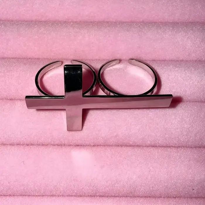 Bague croix à deux doigts pour hommes, style vintage, grande croix ouverte, tendance gothique, couleur or et argent, bagues chrétiennes