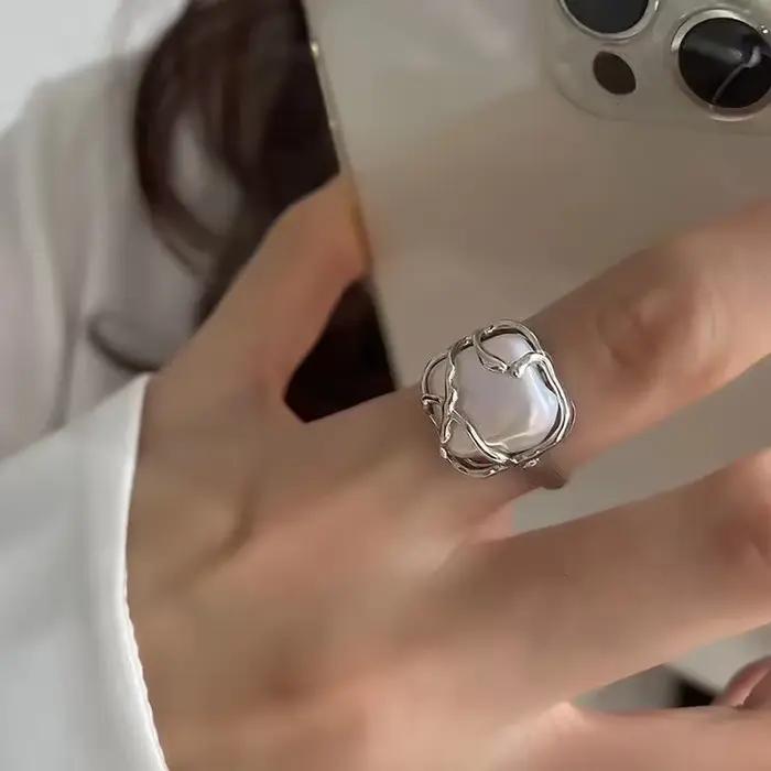 Bagues torsadées irrégulières en perles Punk gothiques pour femmes, ensemble de bagues réglables Vintage couleur argent, bijoux de Style Ins 2025
