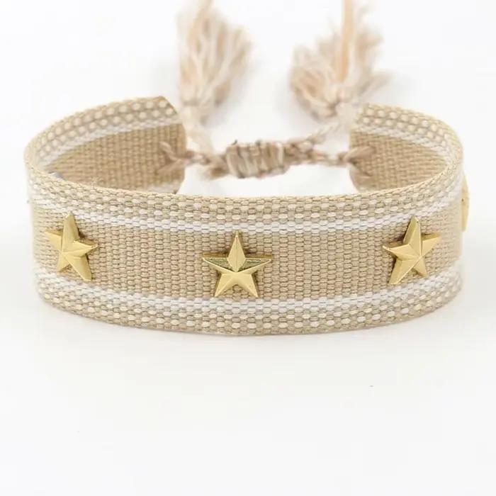 Bracelets Bohèmes Tissés à la Main avec Pompons, Rivets Étoiles, Bracelets Ajustables pour l'Amitié, Bijoux pour Femmes