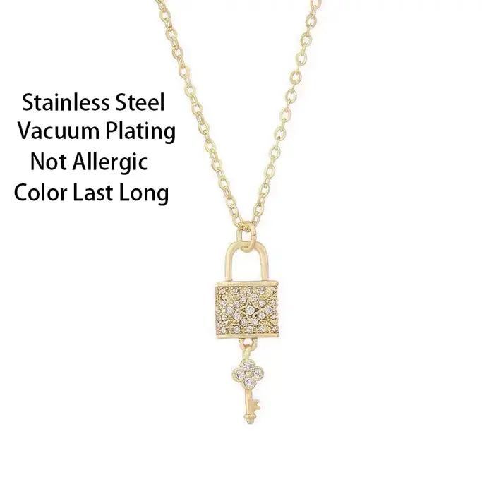 Collier en acier inoxydable avec pendentif clé en zircone cubique pour femmes mode anniversaire