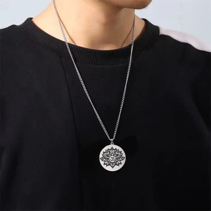 EUEAVAN Collier Pendentif Fleur de Lotus Om Vintage, Colliers Bouddhistes Hindous Aum Ohm, Amulette Porte-Bonheur, Bijoux de Mode pour Hommes