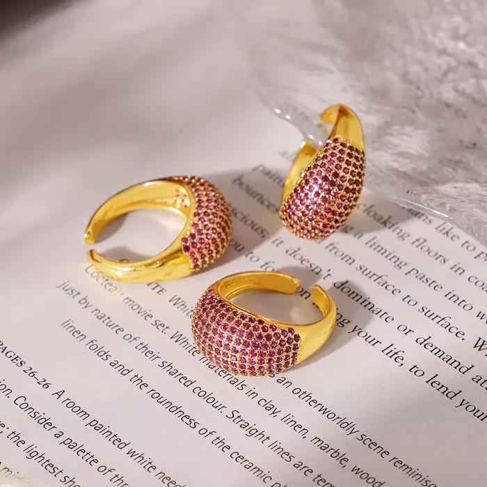 Ensemble Collier et Bague Tendance en Acier Inoxydable Plaqué Or avec Pendentif Cœur en Zircon Rose Rouge pour Femme, Bijoux de Mode Charmants, Vente en Gros
