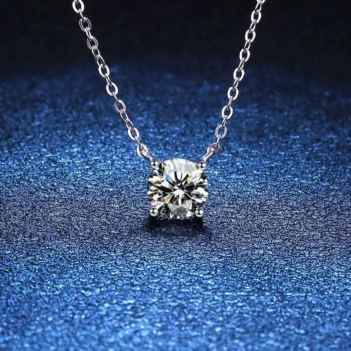 Collier en argent Sterling 925 avec pendentif en Moissanite véritable, classique pour femmes, accessoires de bijoux de mariage exquis, cadeaux à la mode
