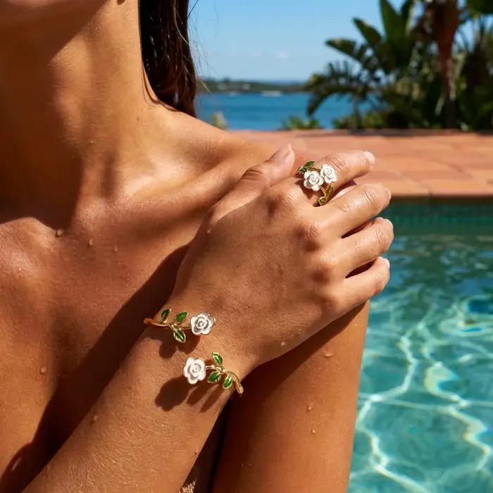 Ensemble bracelet et bague fleur de camélia vintage pour femme, couleur or, manchette ouverte réglable, bijoux de fête et de mariage