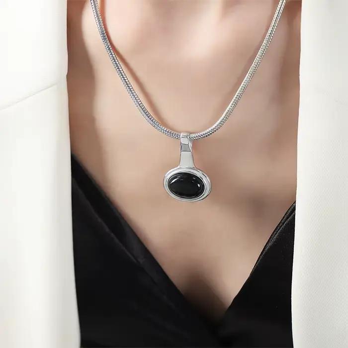 Colliers pendentifs en onyx noir pour femmes, plaqués or 18 carats, en acier inoxydable, collier à maillons épais, bijoux de haute qualité, cadeau
