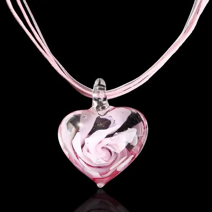 Collier pendentif fleur incrustée de bijoux Murano, collier ruban, pendentif cœur en verre