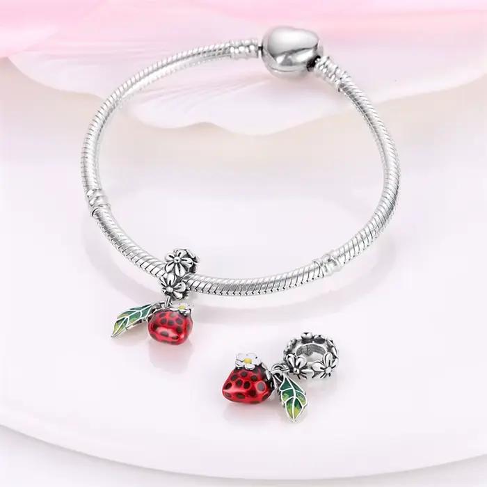 Breloques en argent Sterling 925, pendentifs fraises, adaptées aux Bracelets à breloques originaux, collier, perles, accessoires de bijouterie à faire soi-même