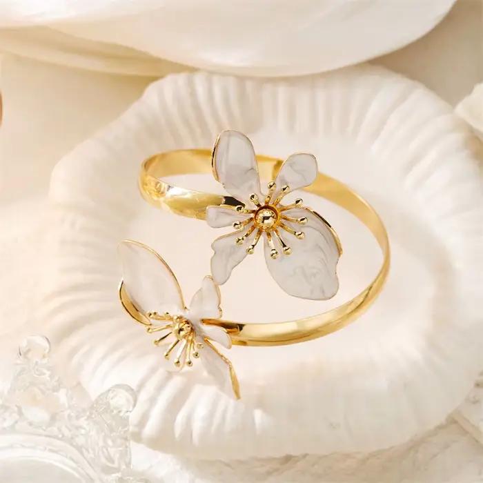 Bracelet manchette bohème chic 3D floral pour femme, jonc ouvert épais couleur or, réglable, bijoux d'été pour la plage