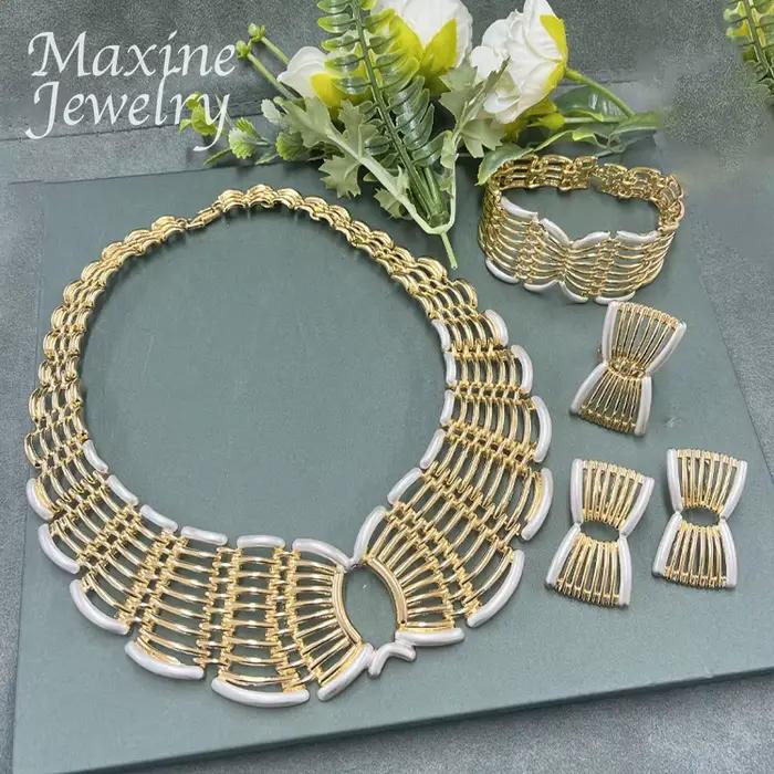 Ensemble de bijoux plaqué or 18 carats de Dubaï pour femme, collier italien exquis, boucles d'oreilles originales, bracelet, bague, cadeaux de fête de mariage pour patients