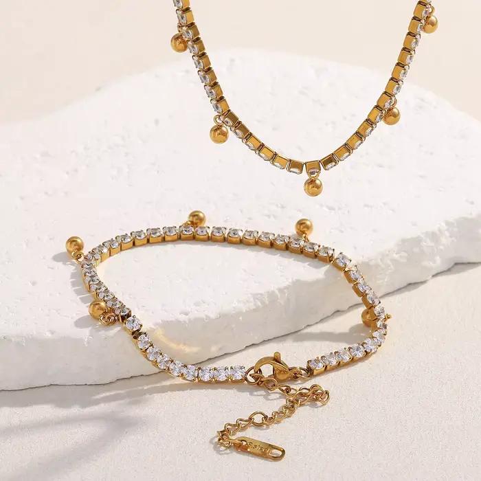 E.B.belle – ensemble de bijoux de luxe en acier inoxydable plaqué or 18 carats, perles rondes en Zircon transparent brillant, pendentif pompon, collier et Bracelet