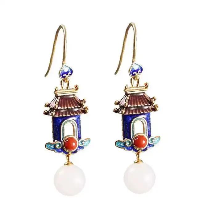 Boucles d'oreilles exquises et luxueuses en forme de cour pour femmes, bijoux en porcelaine de style rétro Hetian jade émail, artisanat Hanfu