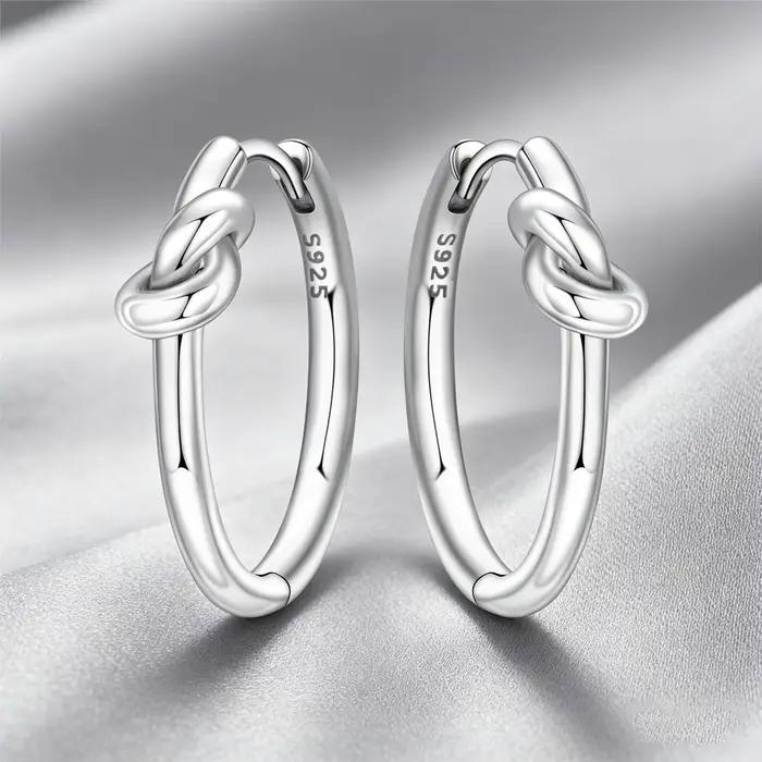 MISEFF Boucles d'oreilles en argent sterling S925, boucles d'oreilles à nœud simple, bijoux de mode polyvalents, cadeau pour la fête des mères