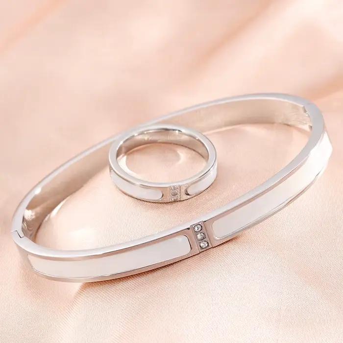 Ensemble de bracelets et bagues en acier inoxydable pour femmes, bijoux à la mode au Design Simple pour fêtes et Banquets