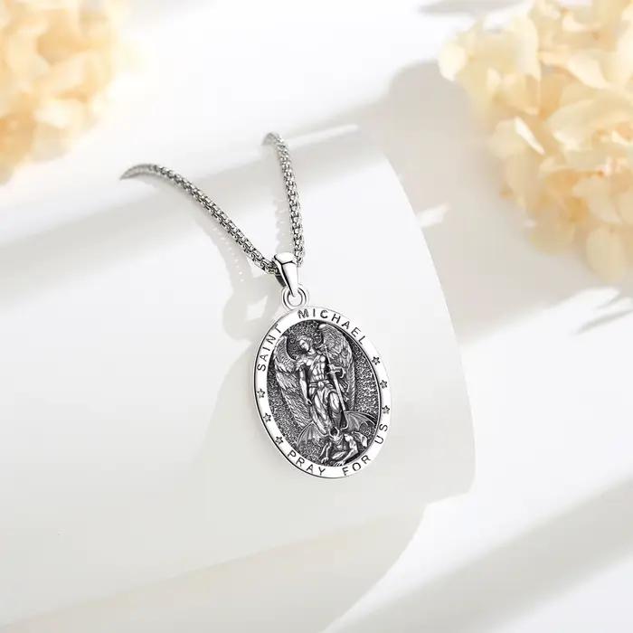 Collier Eudora en Cuivre Saint Michel Pendentif Médaille Archange Bijou de Protection Vintage pour Hommes Occasions Spéciales Cadeau Festival