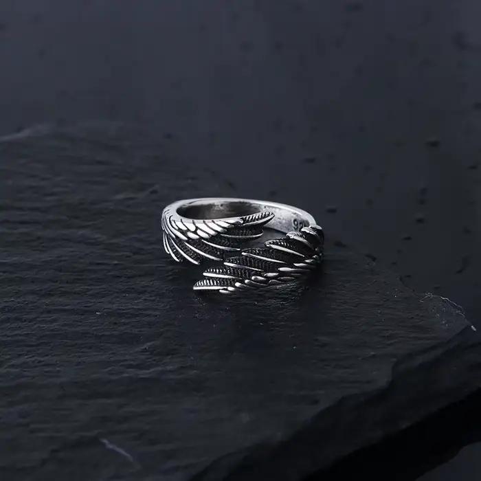 Bague créative rétro ailes de démon d'ange pour hommes et femmes