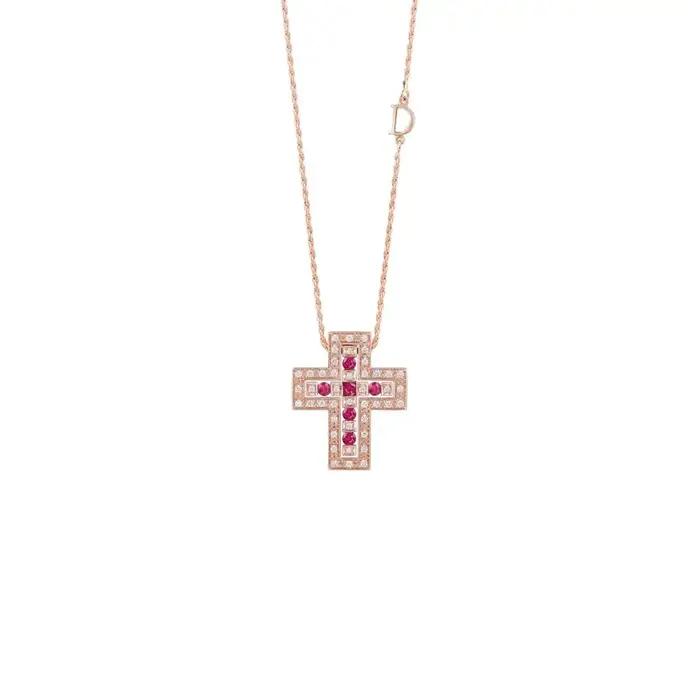 Collier croix tendance incrusté de diamants