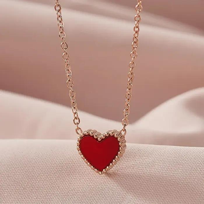 LENNIK Collier coeur rouge noir en acier titane célèbre sur Internet, design de niche anti-décolorat