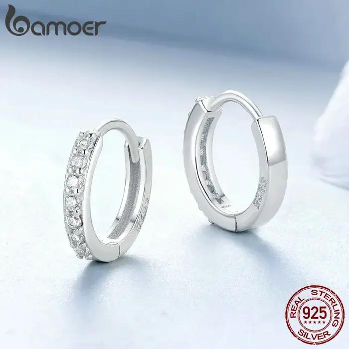 Boucles d'oreilles créoles en argent sterling 925 serties de zirconium blanc élégantes pour femme occasions spéciales