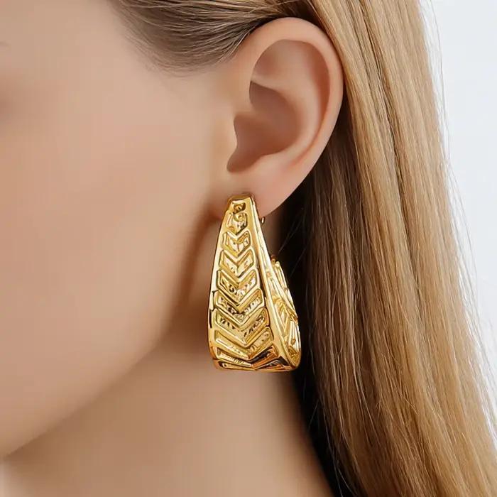 Boucles d'oreilles couleur or pour femmes