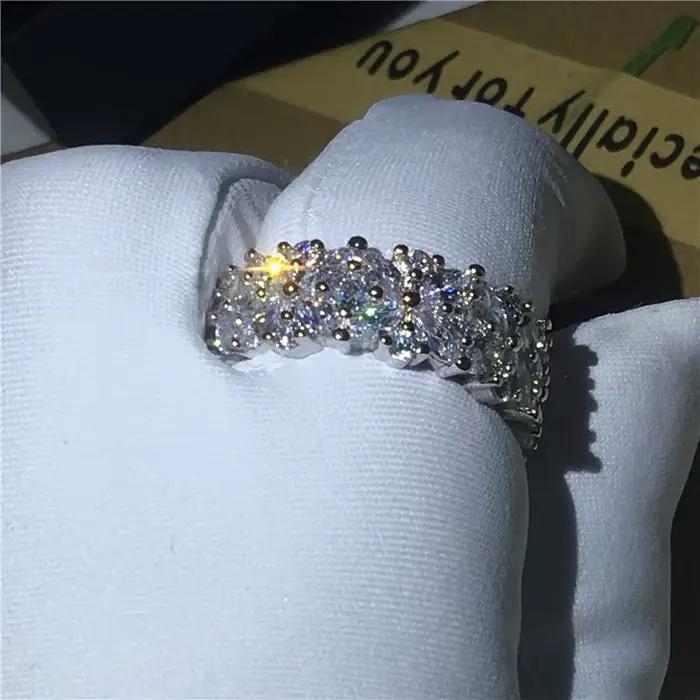 Bague en argent sterling 925 avec diamant de laboratoire en forme de fleur