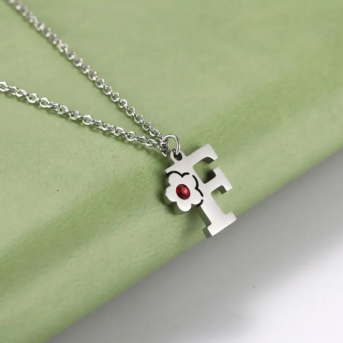 Cazador – collier avec lettres de l'alphabet en cristal